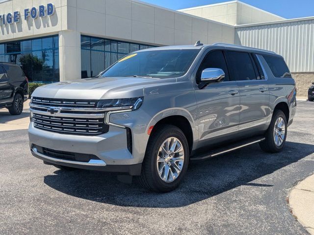 Used 2024 Chevrolet Suburban Premier AWD/4WD image 9