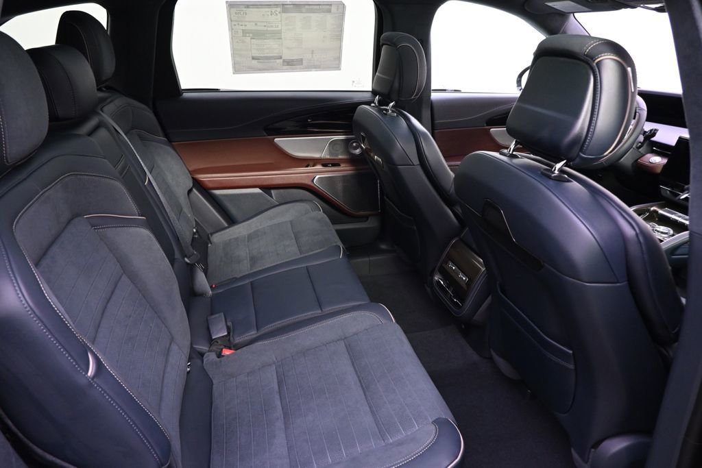 New 2026 Lincoln Nautilus Black Label image 18