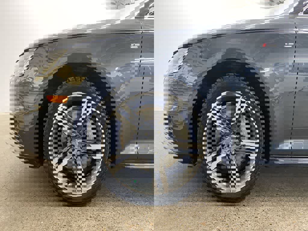 Used 2018 Audi A4 2.0T Prestige w/ Prestige Package image 12