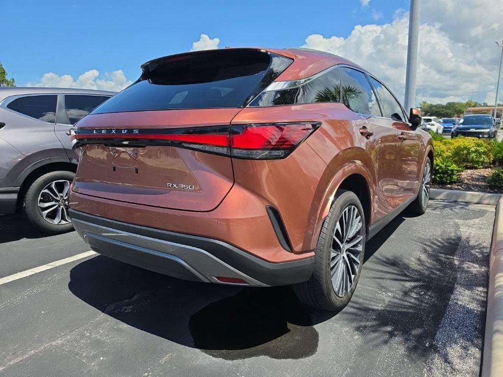 Used 2025 Lexus RX 350 Premium Plus w/ Convenience Package FWD image 16