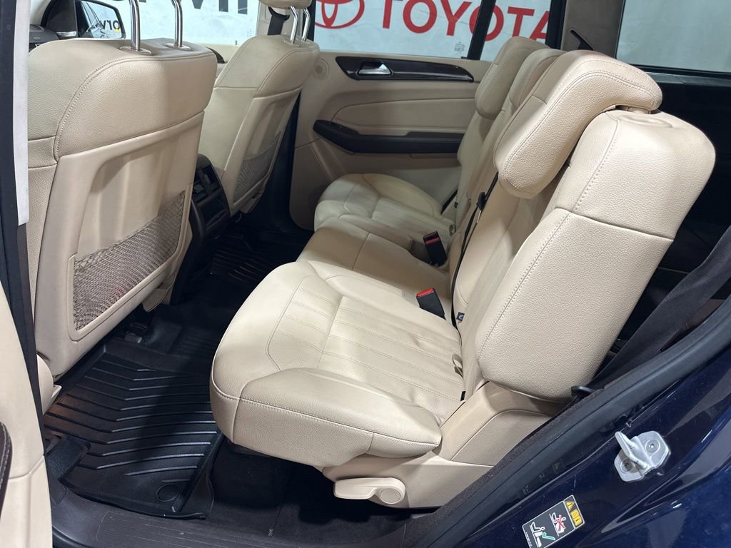 Used 2017 Mercedes-Benz GLS 450 4MATIC image 20