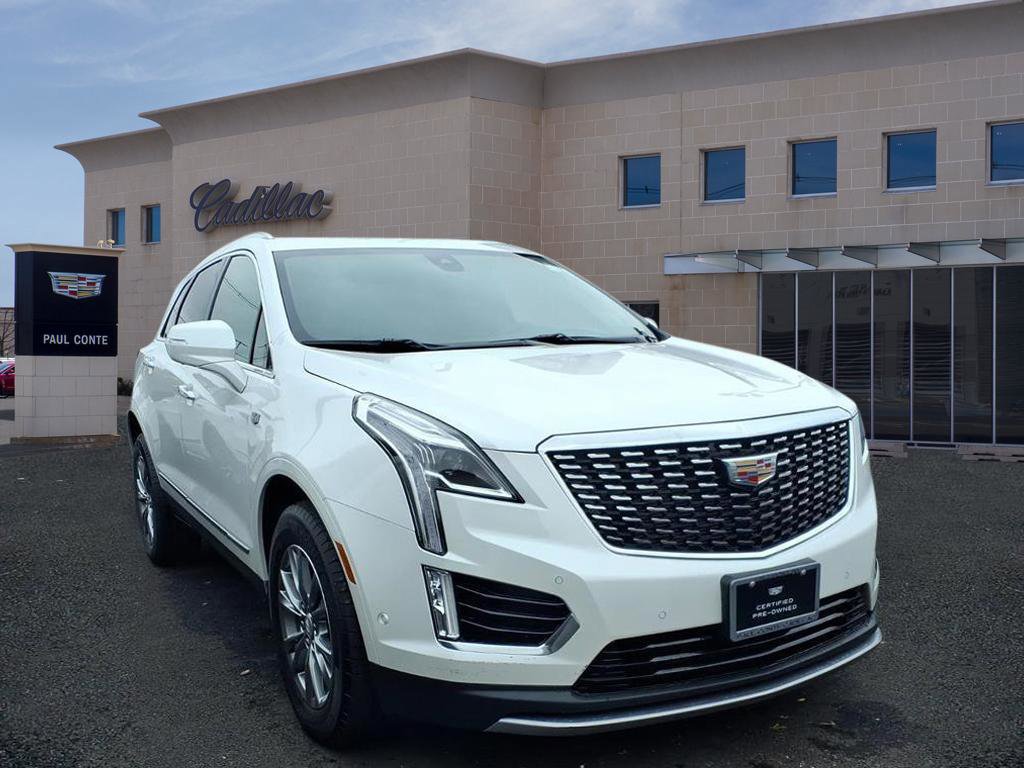 Used 2023 Cadillac XT5 Premium Luxury w/ Technology Package AWD/4WD image 3