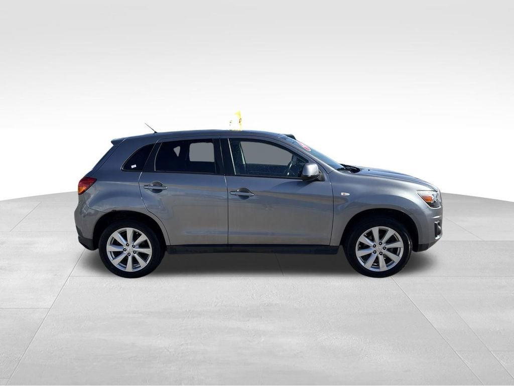 Used 2014 Mitsubishi Outlander Sport ES AWD/4WD image 10