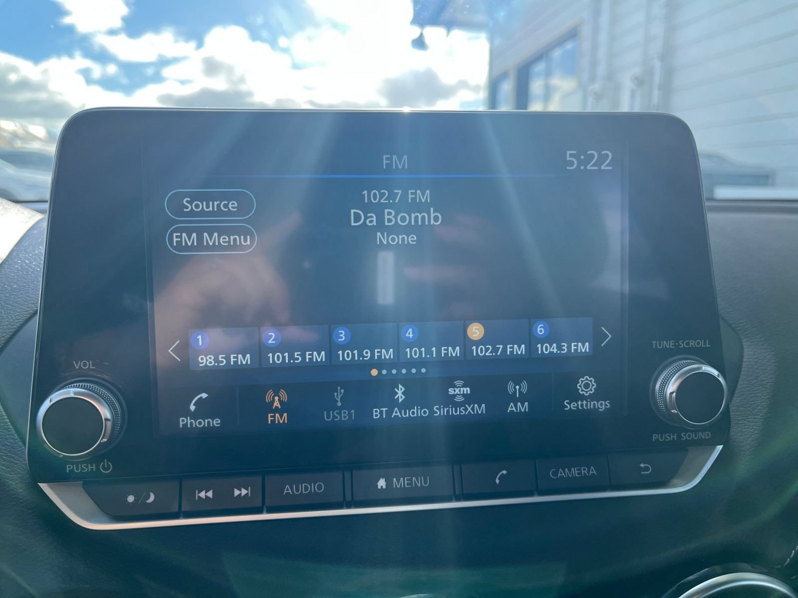 Used 2025 Nissan Sentra SV FWD image 20