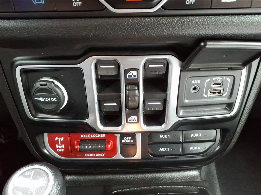 Used 2024 Jeep Wrangler Willys image 15