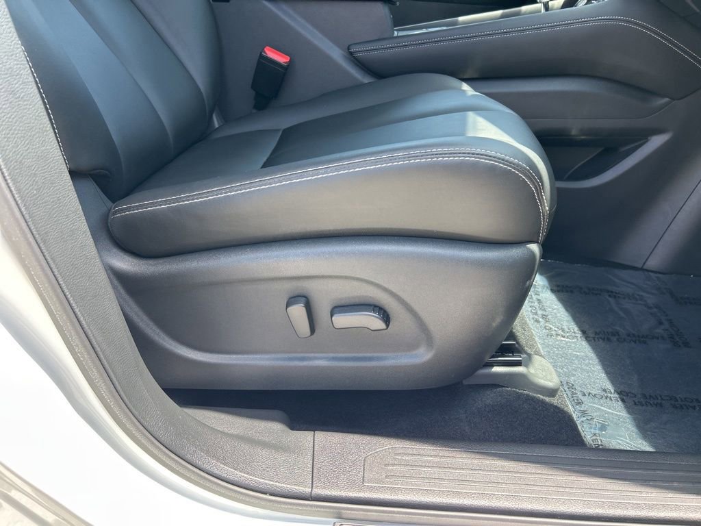 Certified 2024 Nissan Murano SV FWD image 43