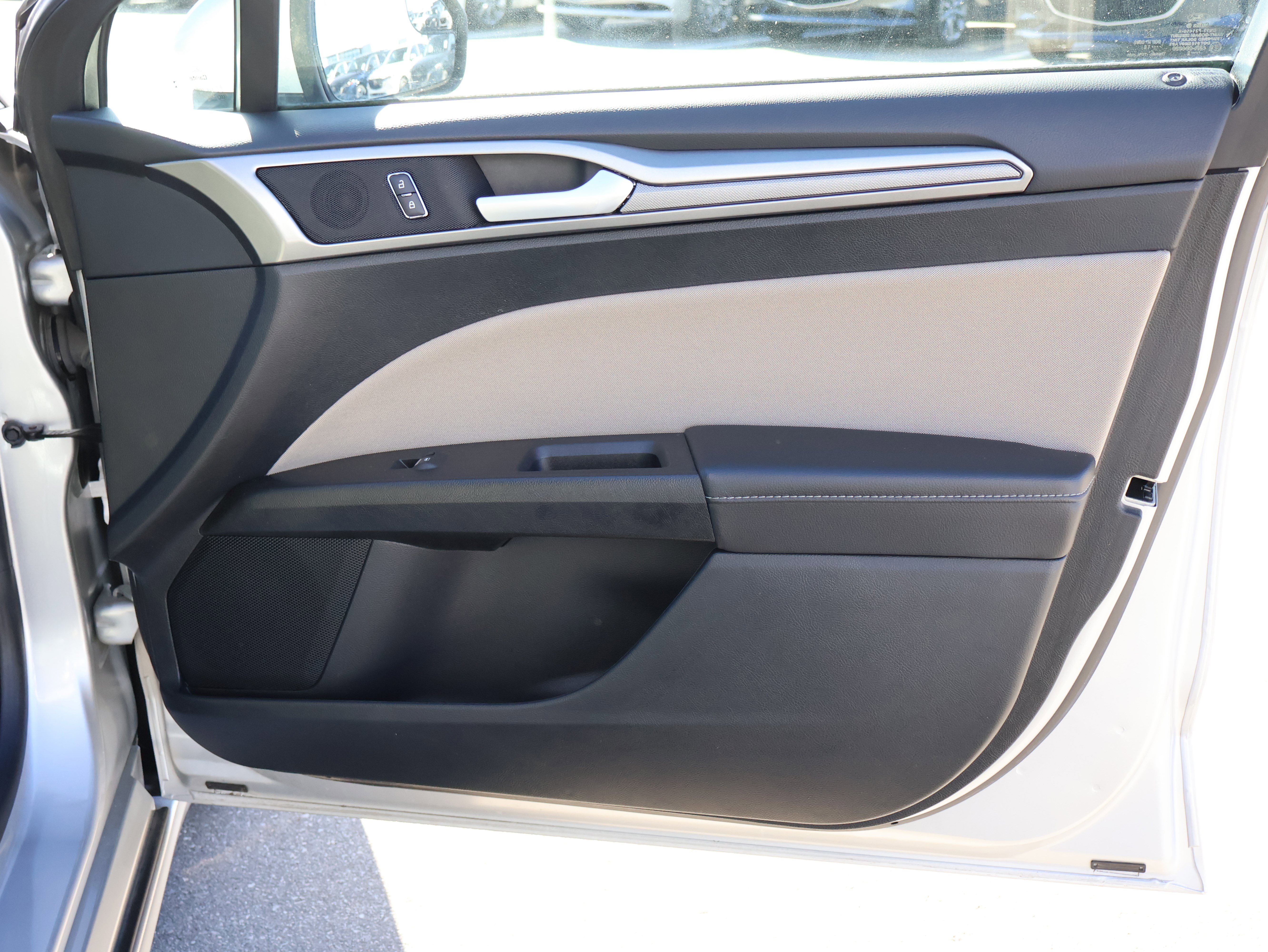 Used 2018 Ford Fusion S image 10