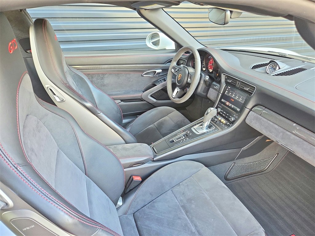 Certified 2018 Porsche 911 Targa 4 GTS image 18