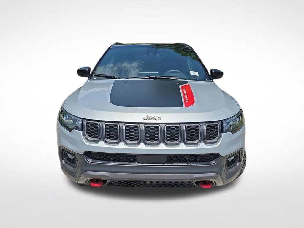 Used 2025 Jeep Compass Trailhawk AWD/4WD image 13