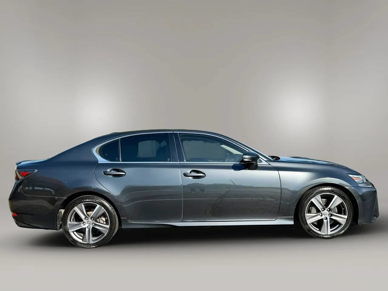 Used 2017 Lexus GS 200t RWD image 6