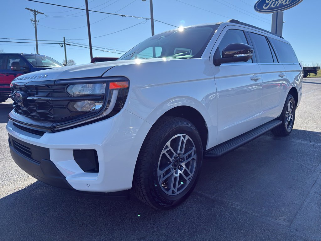 New 2026 Ford Expedition Max Active AWD/4WD image 4