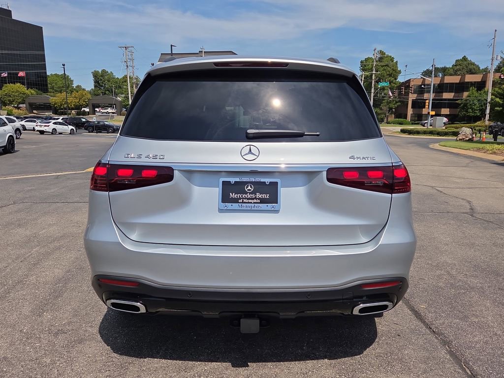 Certified 2026 Mercedes-Benz GLS 450 4MATIC image 4