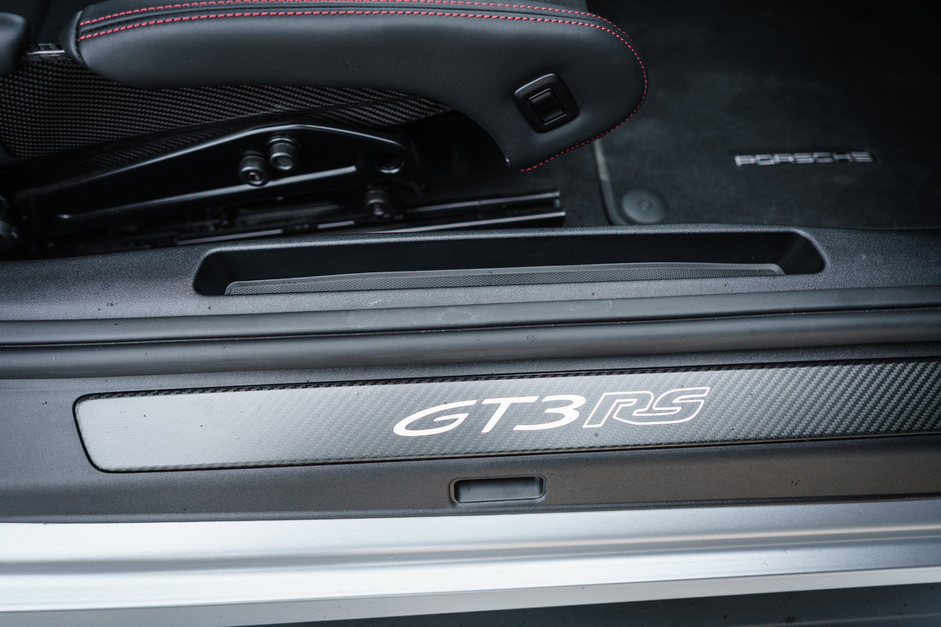Used 2025 Porsche 911 GT3 RS RWD image 57