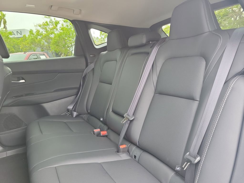 New 2026 Nissan Murano SL image 14