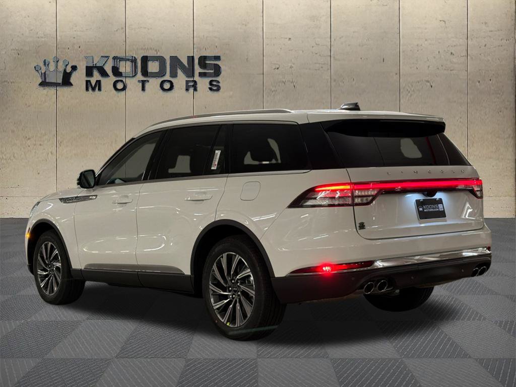 New 2027 Lincoln Aviator AWD image 6