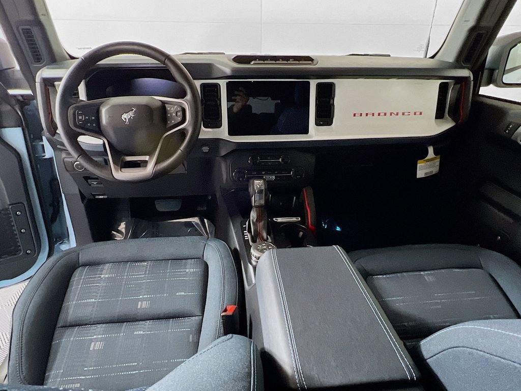 New 2025 Ford Bronco Heritage Edition image 7