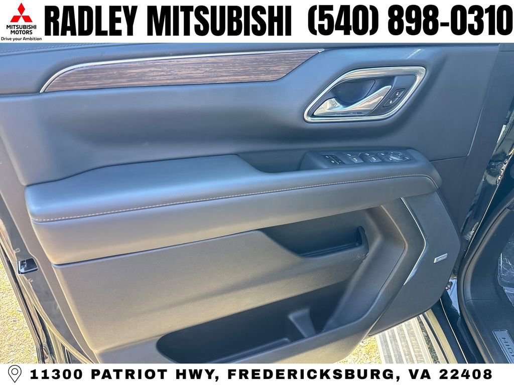 Used 2021 Chevrolet Tahoe High Country w/ Premium Package image 5