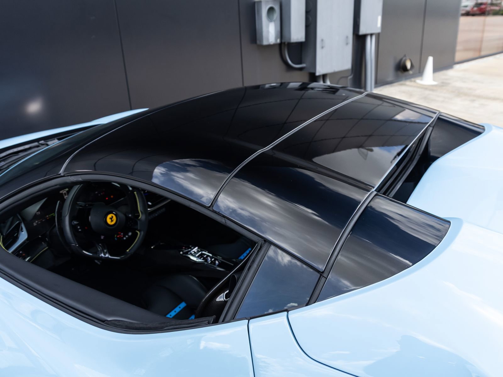Used 2024 Ferrari SF90 Spider AWD/4WD image 25