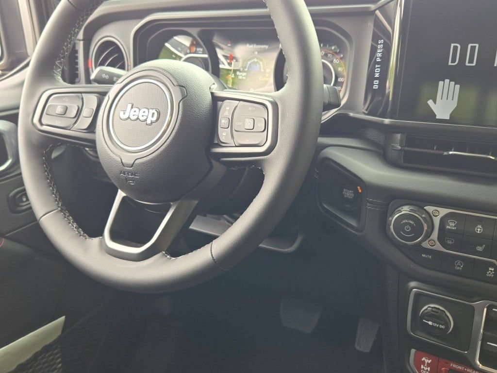 New 2026 Jeep Gladiator Rubicon AWD/4WD image 7