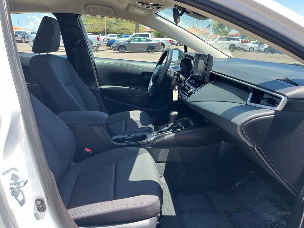Used 2025 Toyota Corolla LE image 16