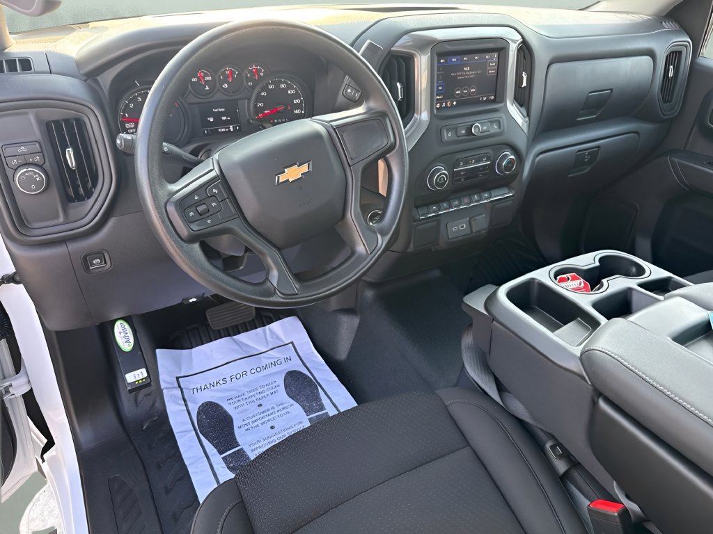 Used 2025 Chevrolet Silverado 1500 W/T RWD image 10