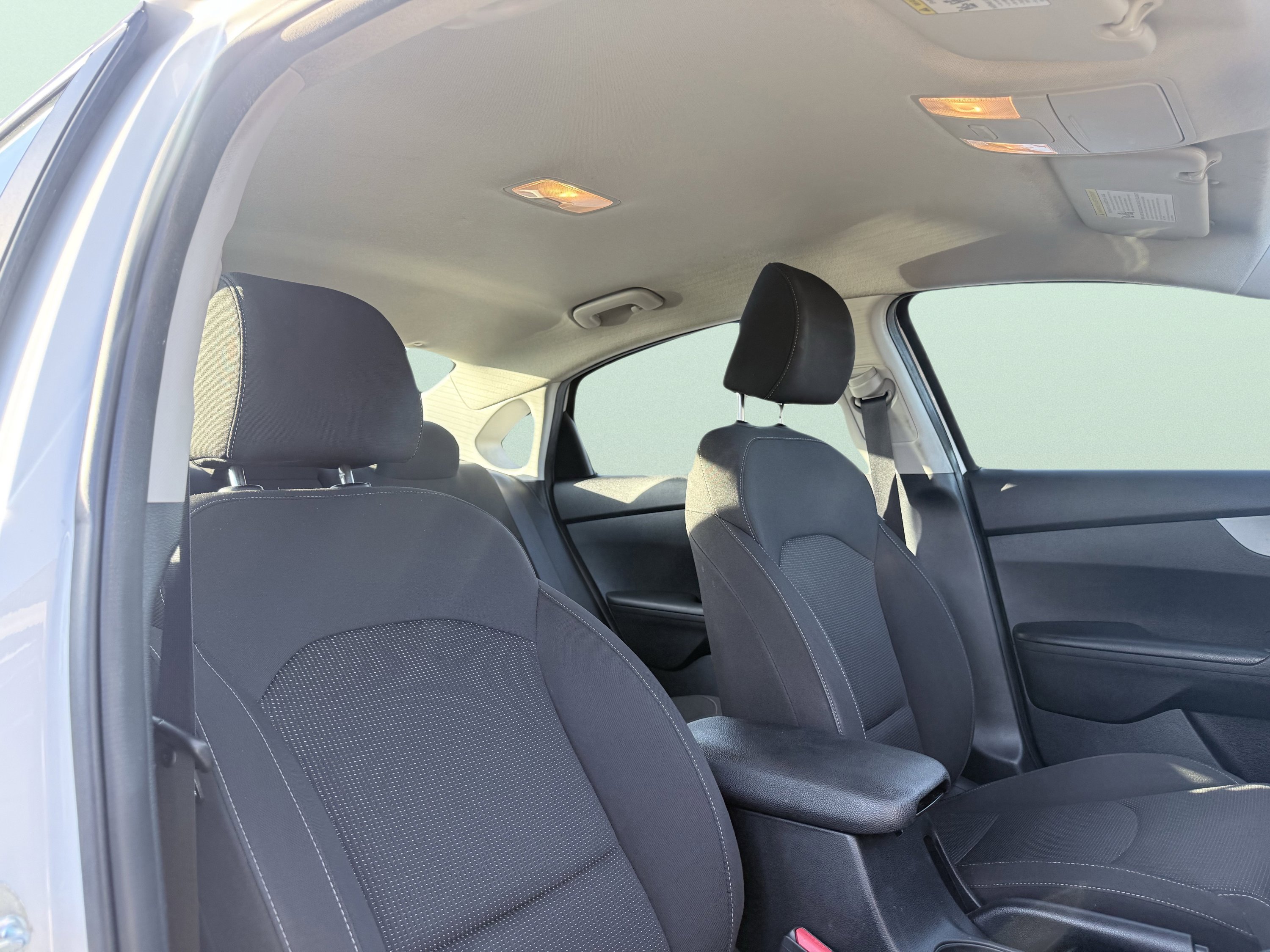 Used 2020 Kia Forte LXS image 25