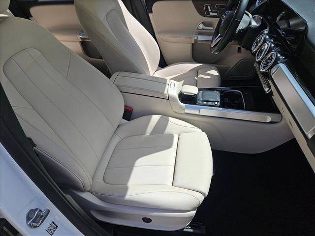 Used 2023 Mercedes-Benz GLB 250 image 19