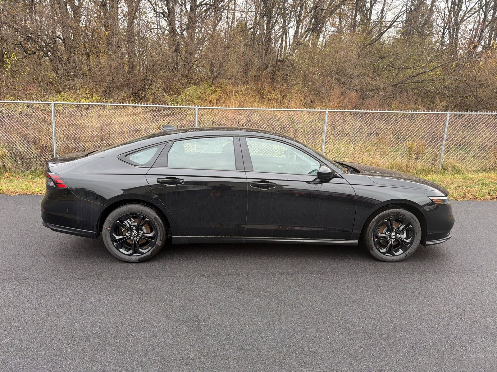 New 2025 Honda Accord SE image 5