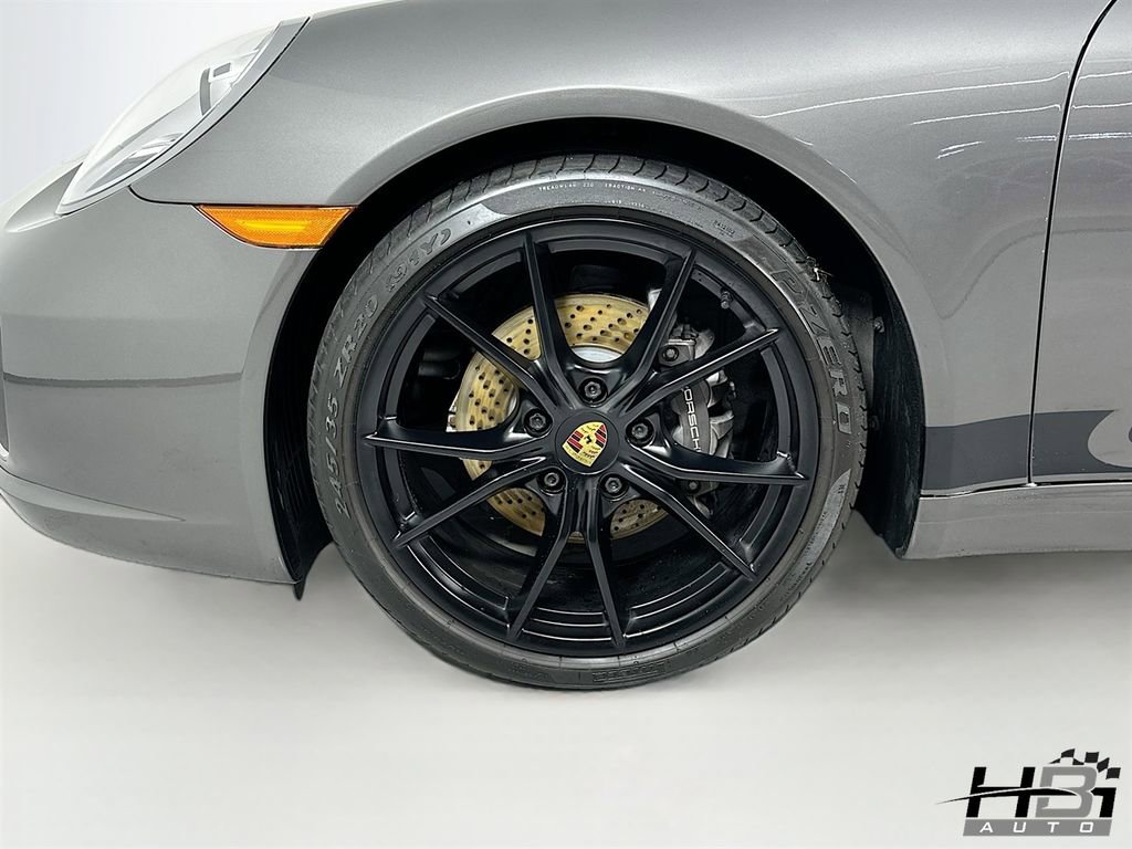 Used 2018 Porsche 911 Carrera RWD image 17