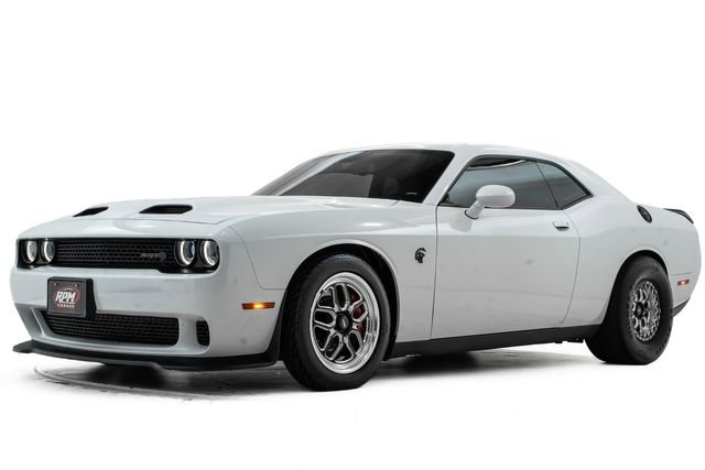 Used 2022 Dodge Challenger SRT Hellcat w/ Plus Package RWD image 8