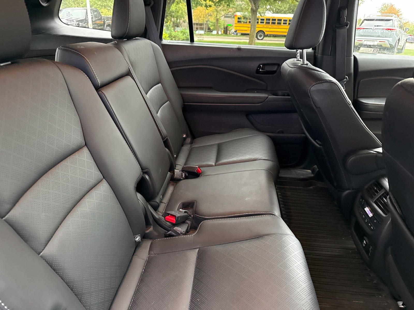 Used 2022 Honda Passport Elite image 15