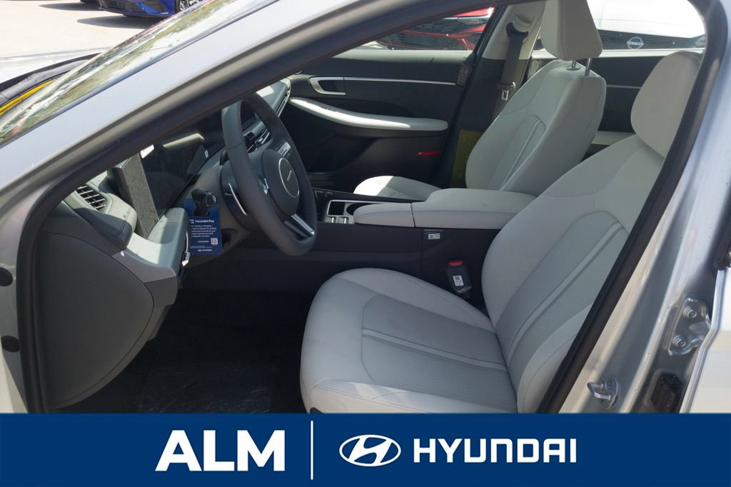 New 2026 Hyundai Sonata SEL FWD image 14