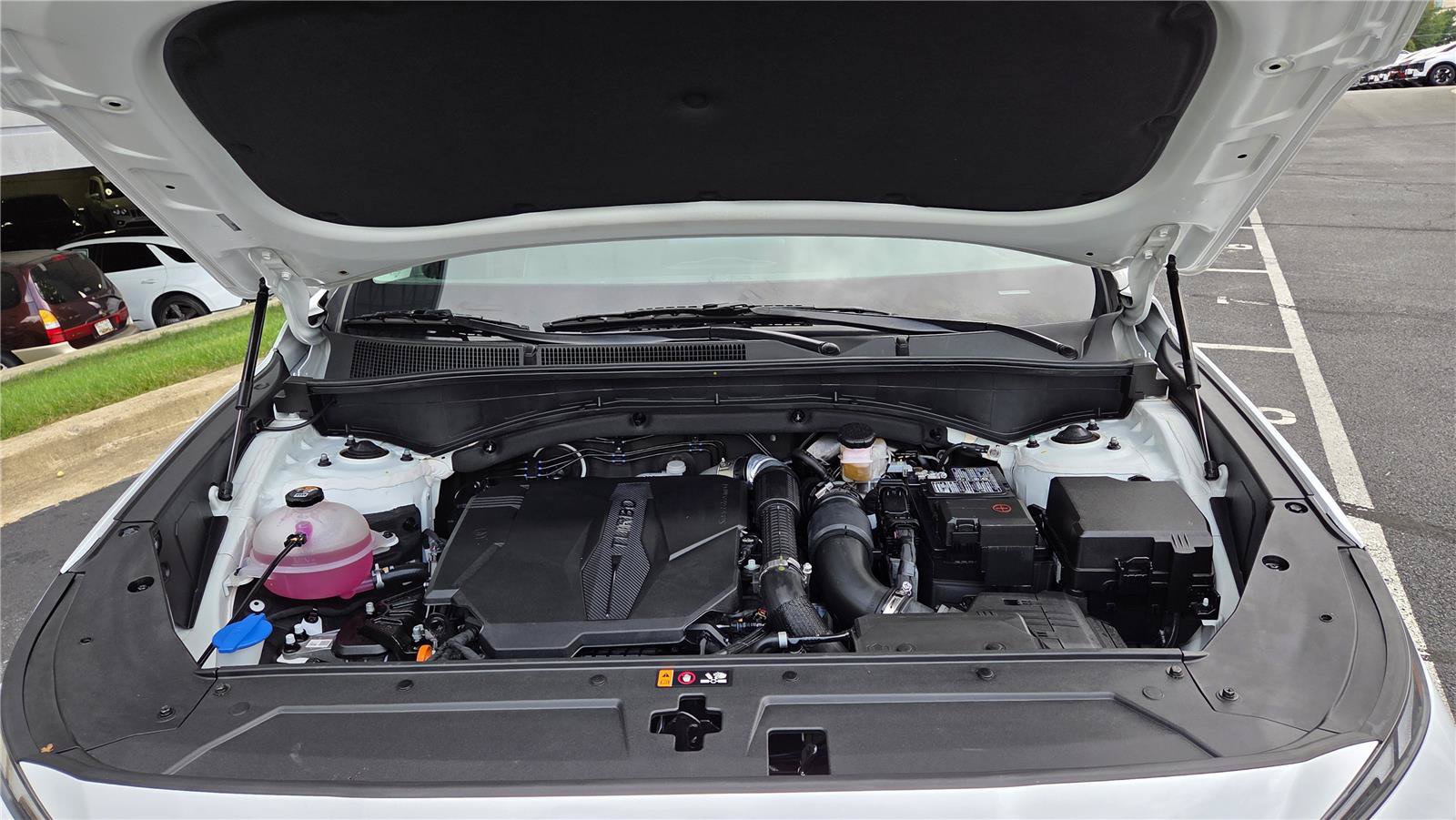 Used 2023 Hyundai Santa Fe Limited AWD/4WD image 10