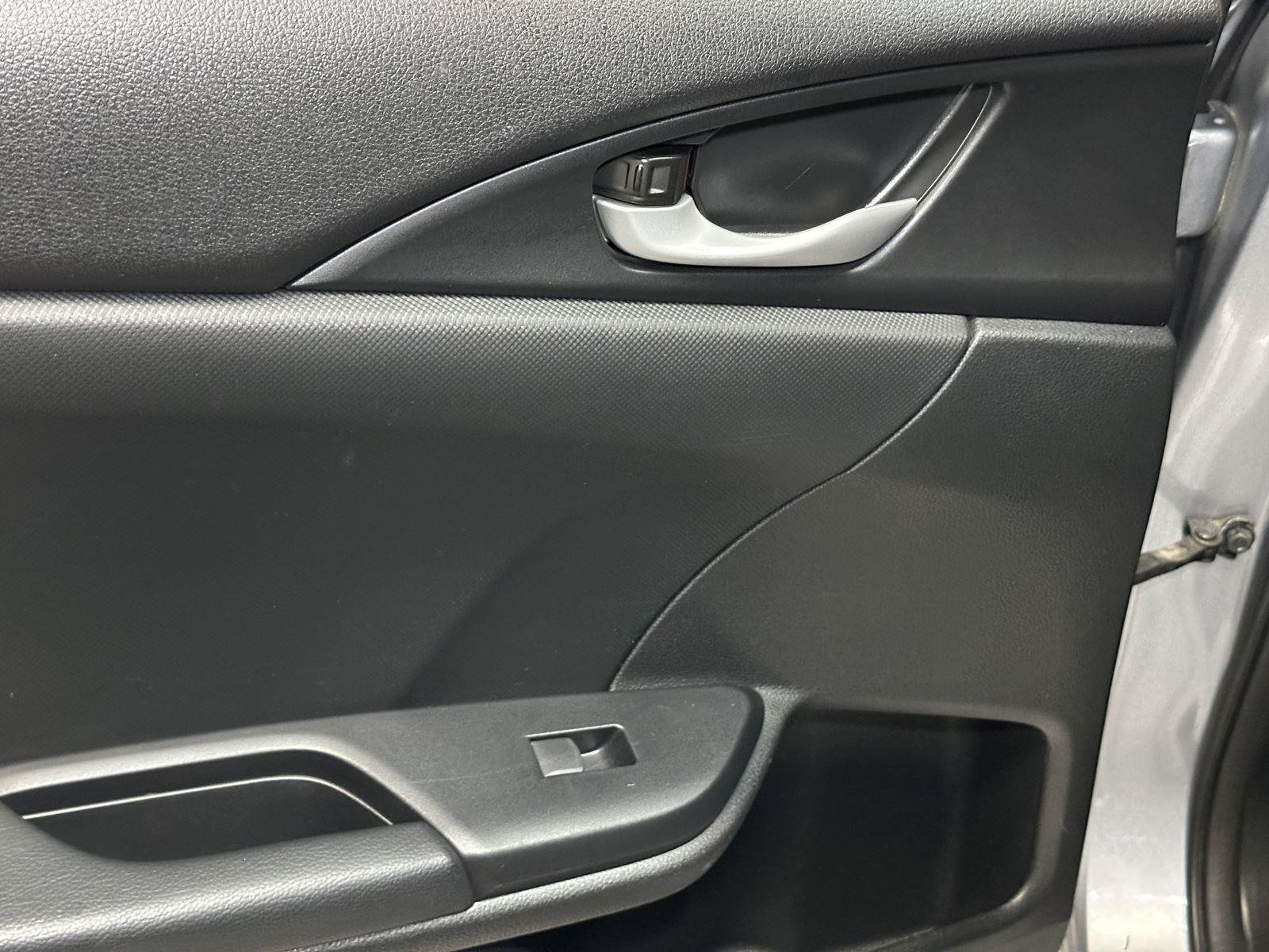 Used 2019 Honda Civic Sport image 30