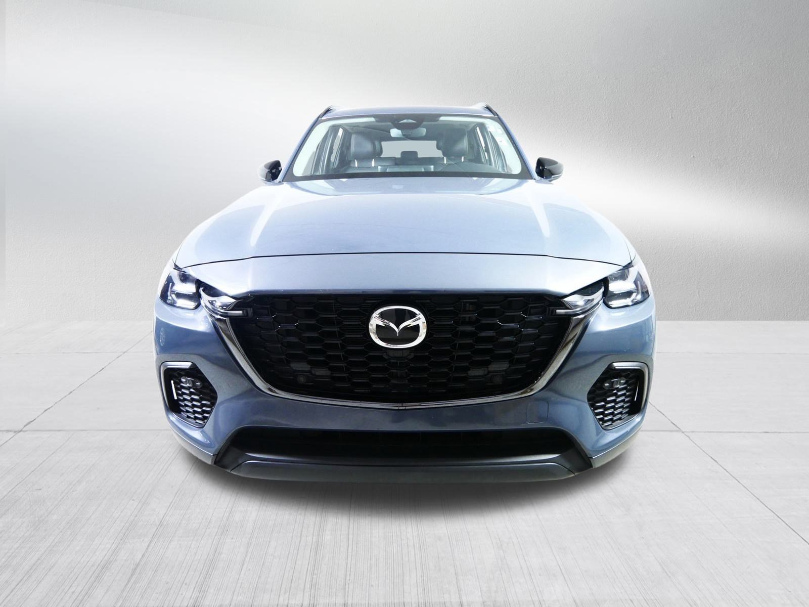 Certified 2025 MAZDA CX-70 3.3 Turbo w/ Preferred Package image 2