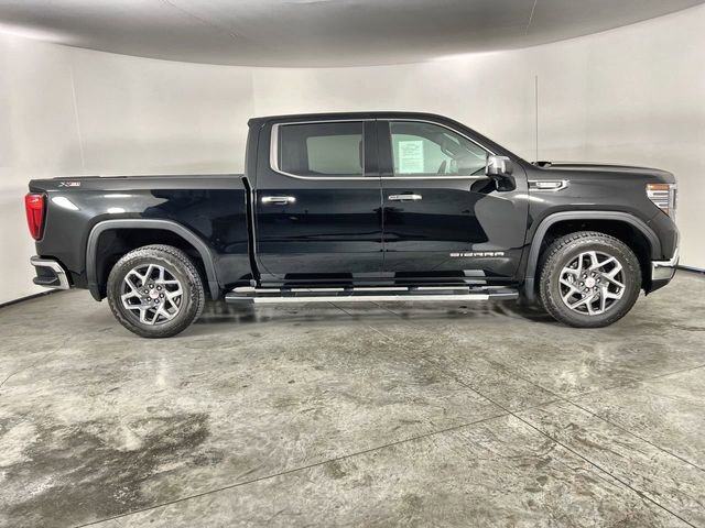 Certified 2023 GMC Sierra 1500 SLT w/ SLT Premium Package image 9