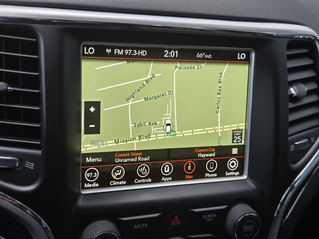 Used 2018 Jeep Grand Cherokee Summit image 18