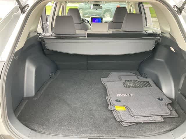 Certified 2024 Toyota RAV4 XLE AWD/4WD image 15