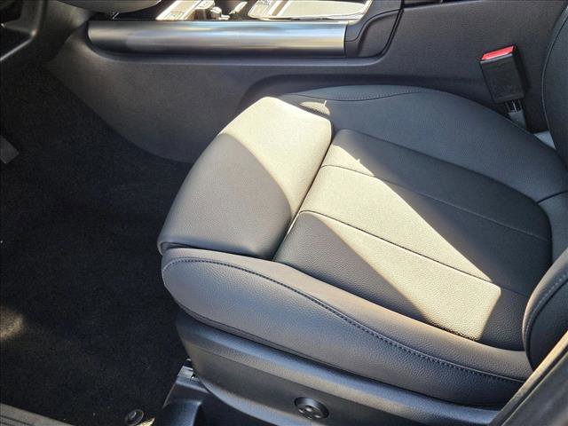 New 2025 Mercedes-Benz GLA 250 image 4