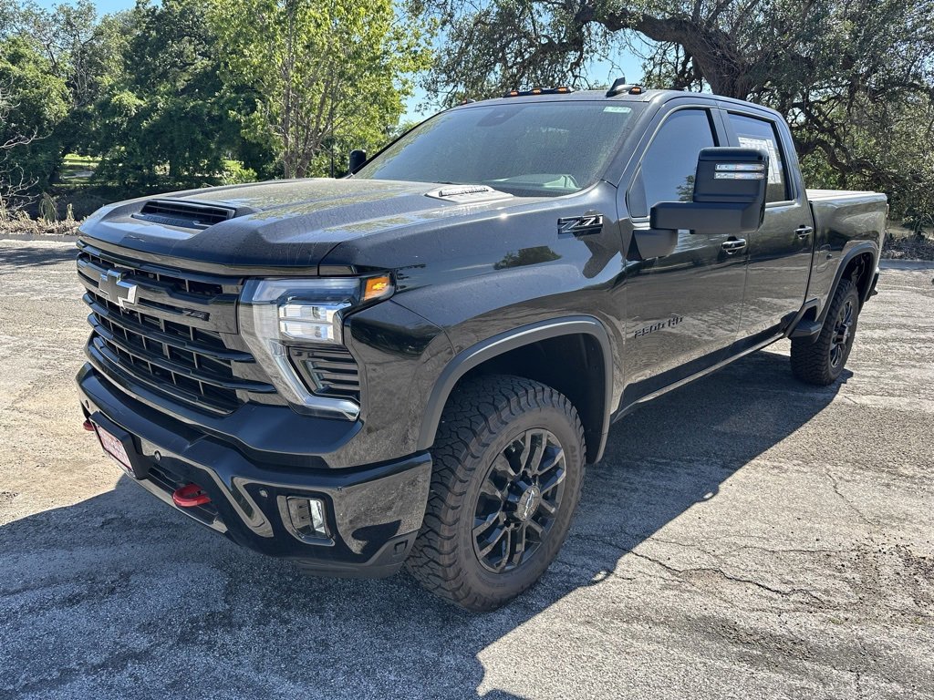 New 2025 Chevrolet Silverado 2500 LT w/ Trail Boss Package