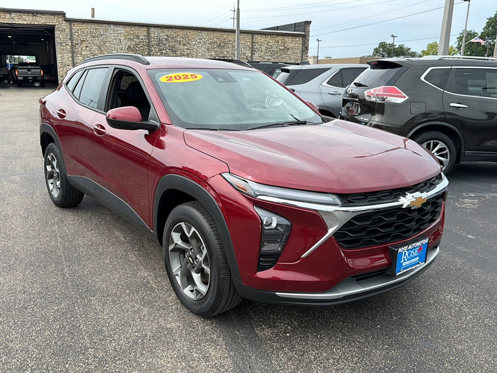 Used 2025 Chevrolet Trax LT