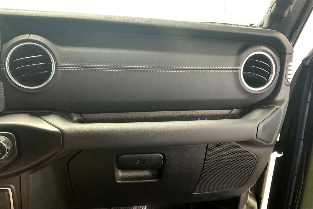 Used 2021 Jeep Wrangler Unlimited Sahara w/ Safety Group image 19