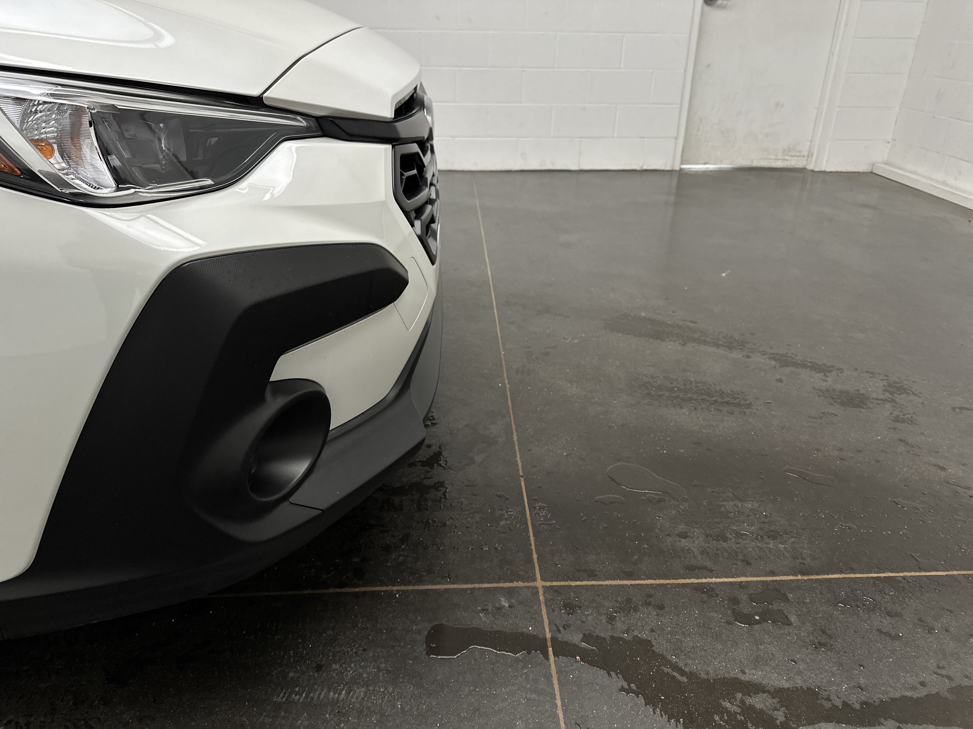 Used 2025 Subaru Crosstrek 2.0i AWD/4WD image 2