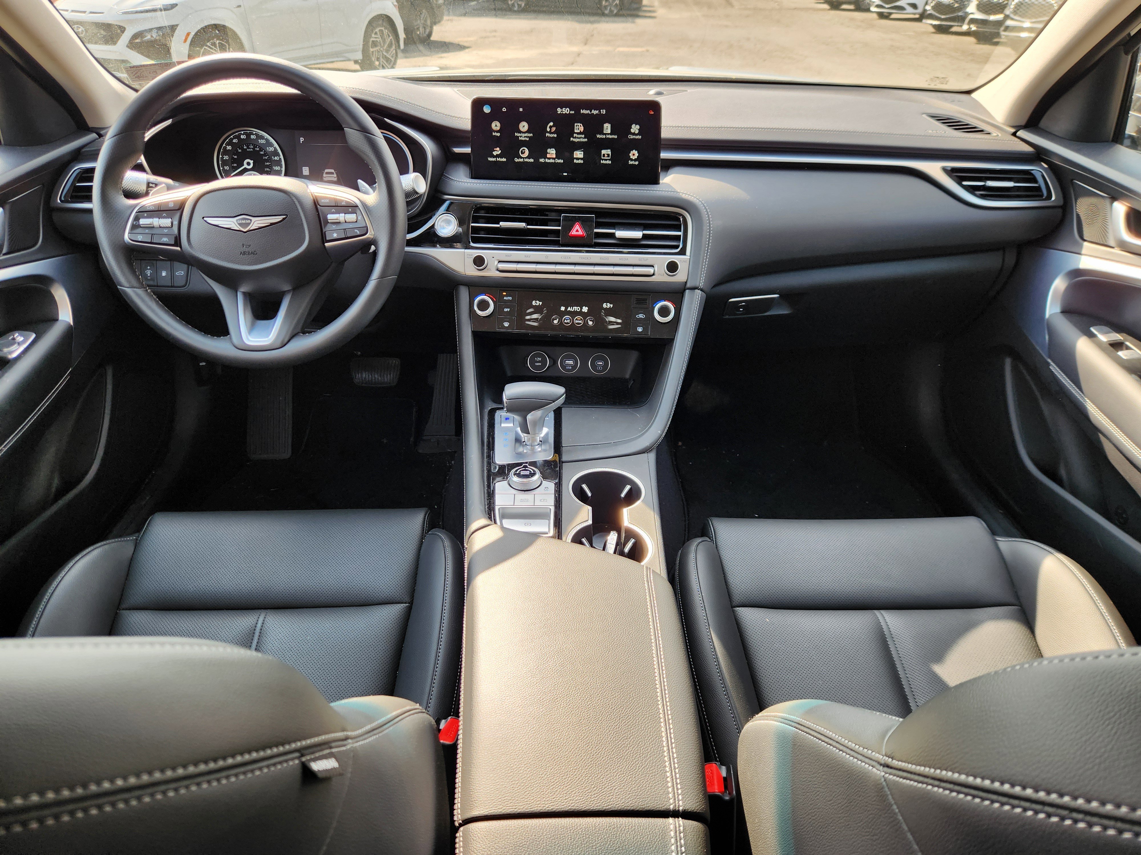 Used 2025 Genesis G70 2.5T RWD image 8