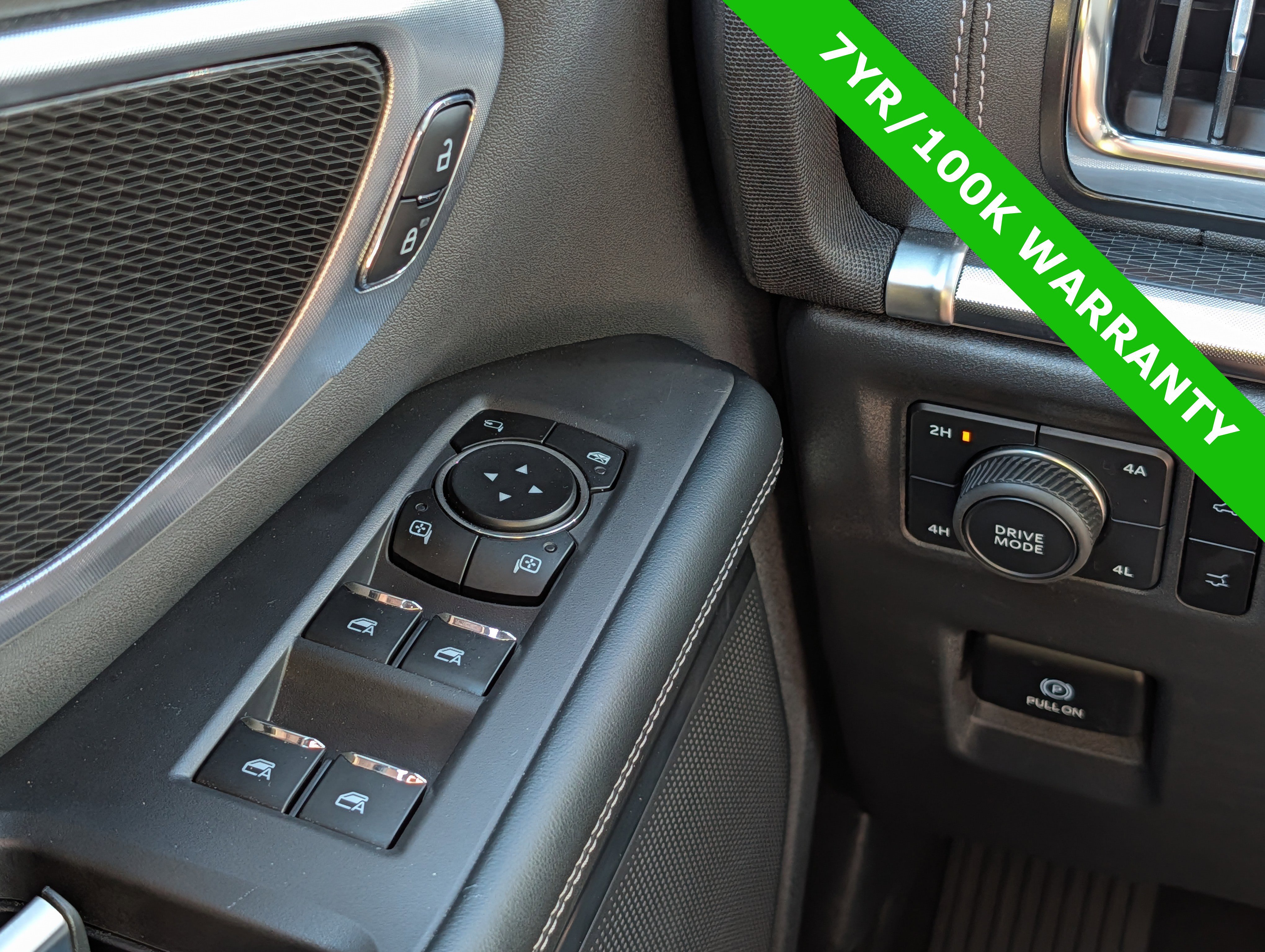 Used 2025 Ford Expedition Max Platinum w/ Stealth Appearance Package AWD/4WD image 28