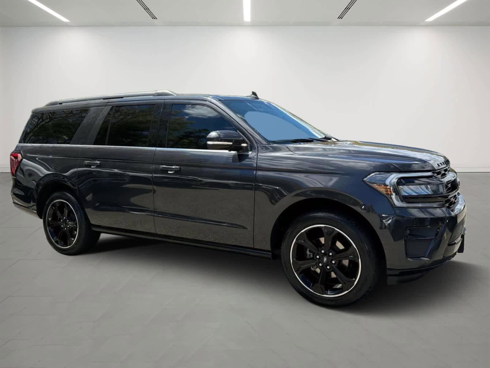 Used 2022 Ford Expedition Max Limited AWD/4WD image 6