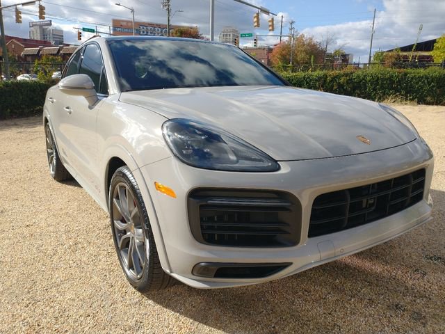 Used 2022 Porsche Cayenne GTS image 27