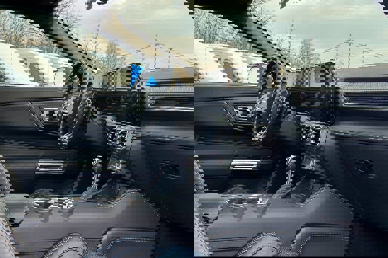 Used 2024 Ford Mustang GT Premium image 19