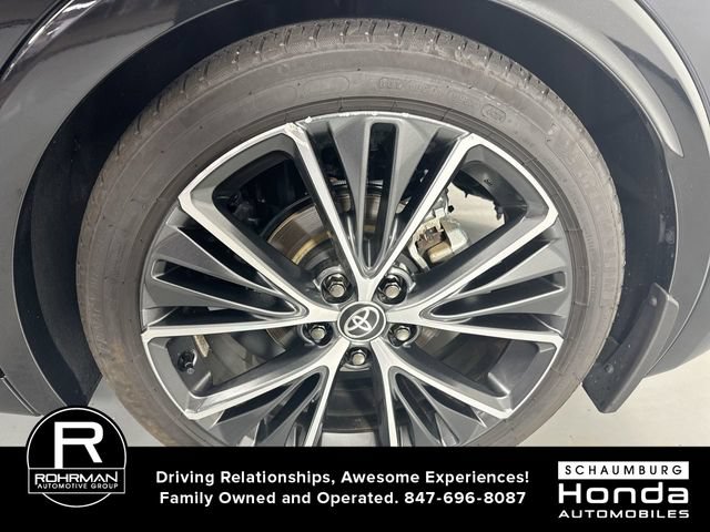 Used 2025 Toyota Prius Limited AWD/4WD image 5