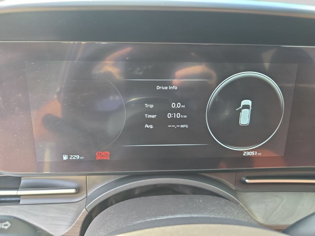 Used 2024 Kia Carnival SX FWD image 25